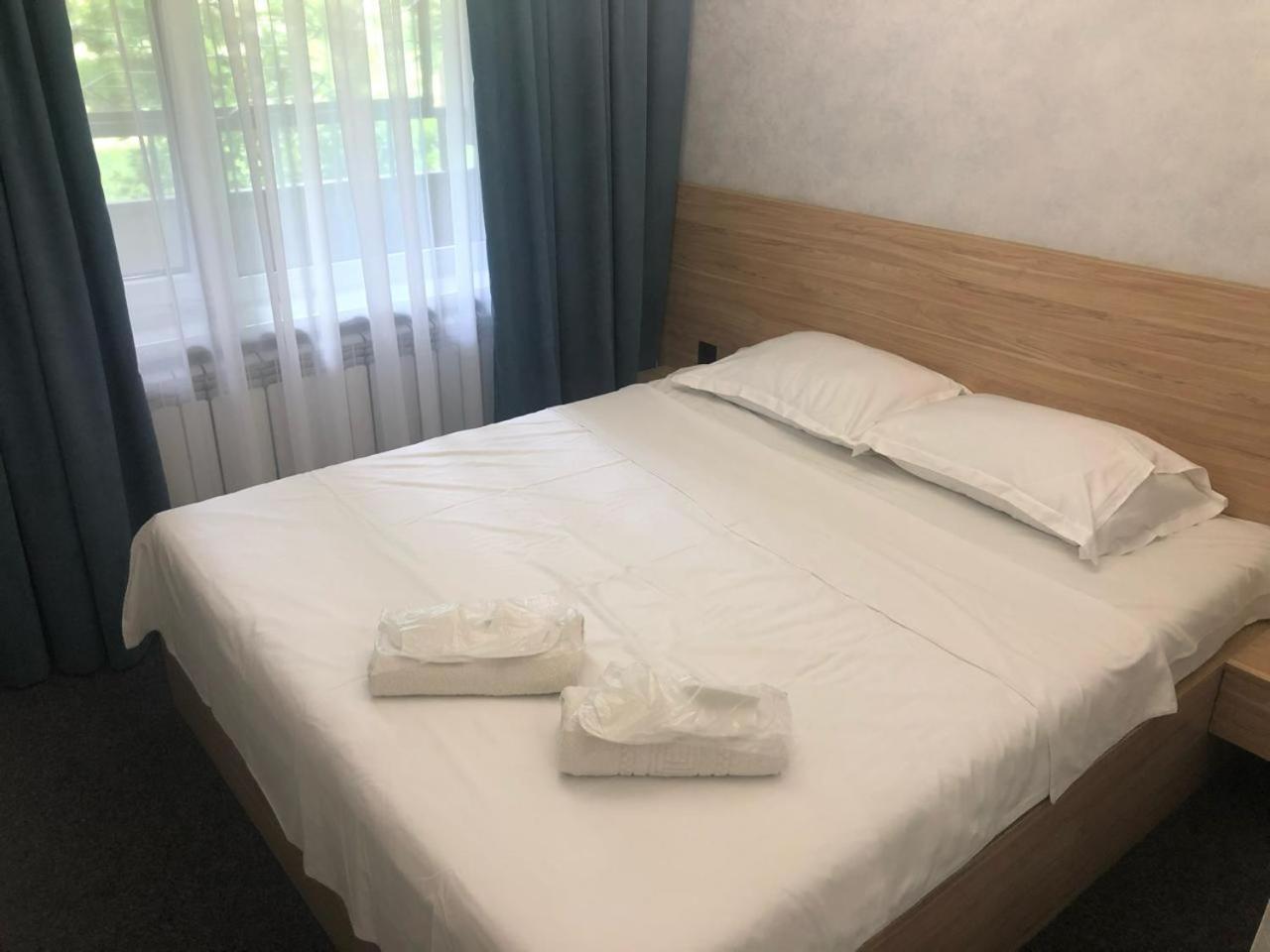 Mini Hotel Vesna Dnipro Exterior photo